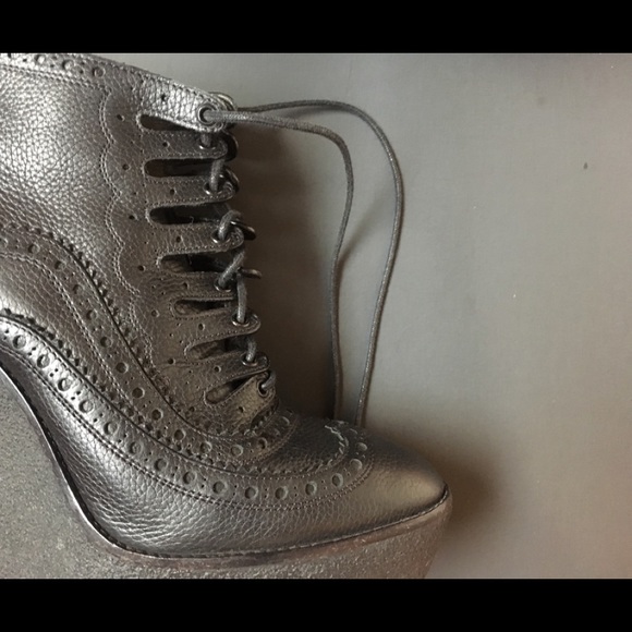 *BURBERRY* Prorsum Brogue Pencombe Leather Wedges - Picture 4 of 8
